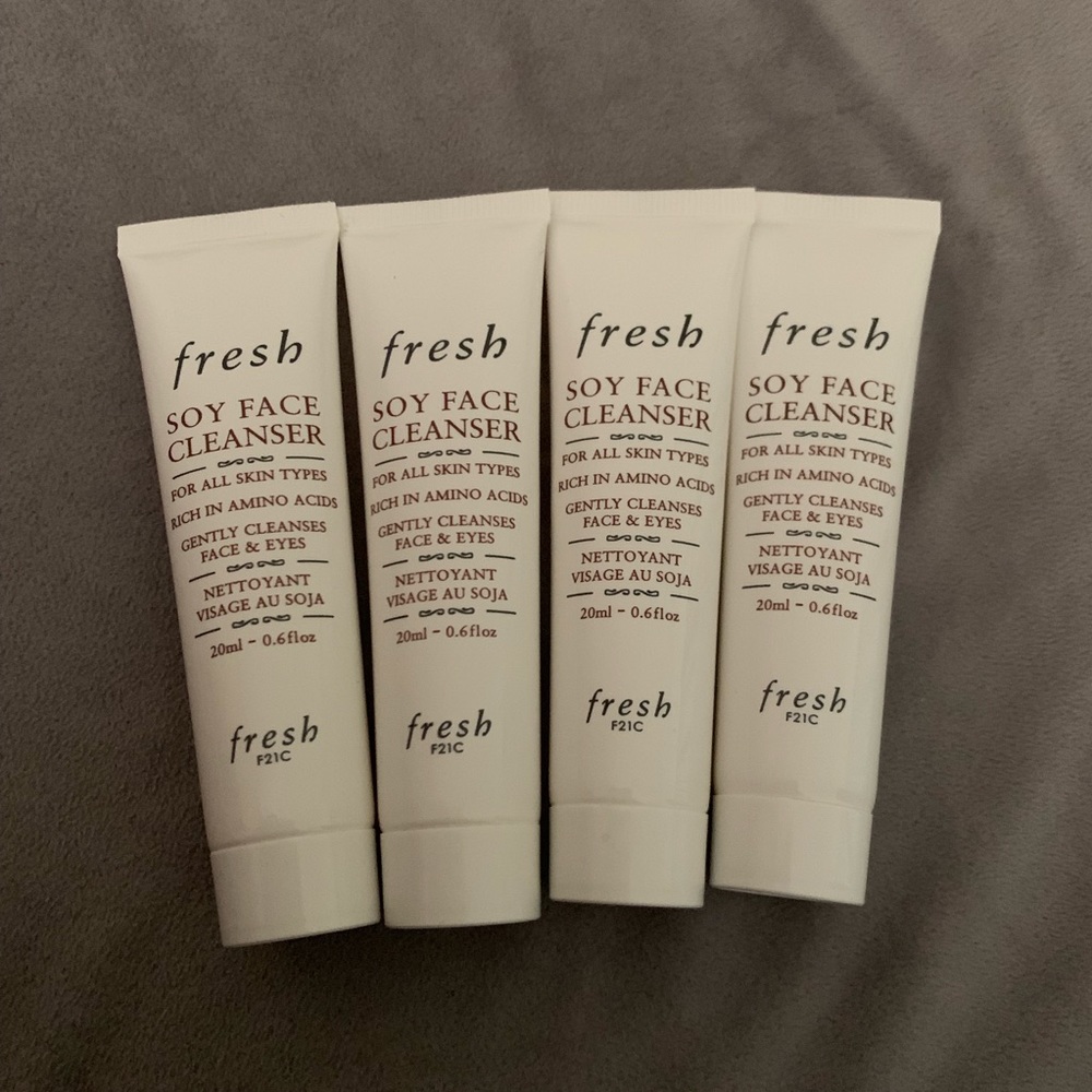 fresh soy cleanser travel size❤️